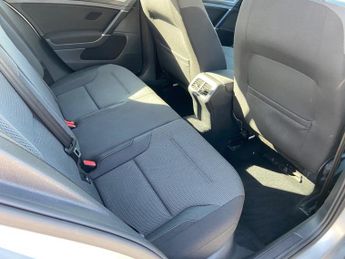 Volkswagen Golf SE TDI BlueMotion Technology DSG