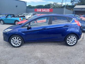 Ford Fiesta Titanium 5 Door **stunning looking car**