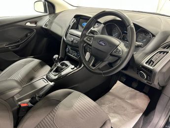 Ford Focus 1.0 Turbo EcoBoost (125PS) 6 spd Titanium 5dr.