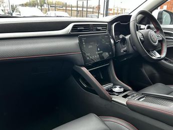 MG ZS 130kW Trophy Connect EV 51kWh 5dr Auto
