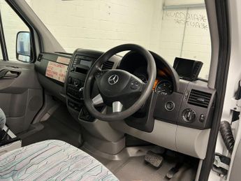 Mercedes-Benz Sprinter 514 AUTO 11 SEAT WHEELCHAIR MINIBUS EU6