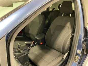 Ford Fiesta 1.0 Turbo Ecoboost (100PS) 6 spd Titanium 5dr.