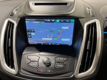 Ford Kuga 2.0 TDCi (150PS) 6 spd 2WD TITANIUM 5dr***HIGH SPEC***