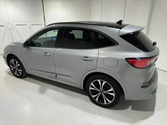 Ford Kuga 2.0 EcoBlue (190PS) Automatic ST-Line X AWD 5dr.