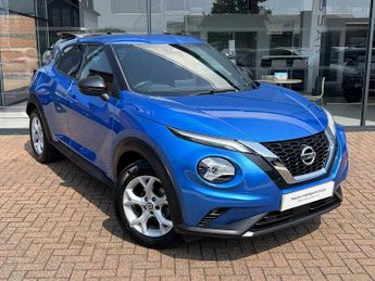 Nissan Juke 1.0 DIG-T N-Connecta 5-Door Hatchback