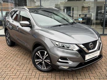 Nissan Qashqai 1.3 DIG-T (160ps) N-Connecta