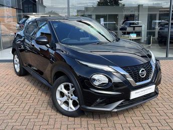 Nissan Juke 1.0 DIG-T N-Connecta 5-Door Hatchback