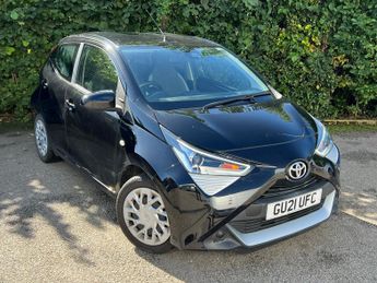 Toyota AYGO 1.0 VVT-i x-play Euro 6 5dr (Safety Sense)