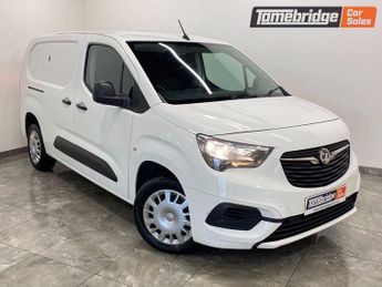 Vauxhall Combo 1.5 Turbo D 2300 Sportive L2 H1 Euro 6 (s/s) 4dr