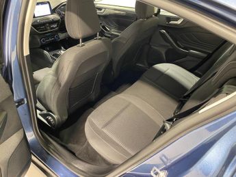 Ford Focus 1.5 Turbo EcoBoost (150PS) Automatic Titanium 5dr.