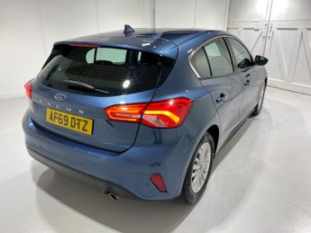Ford Focus 1.5 Turbo EcoBoost (150PS) Automatic Titanium 5dr.
