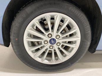 Ford Focus 1.5 Turbo EcoBoost (150PS) Automatic Titanium 5dr.