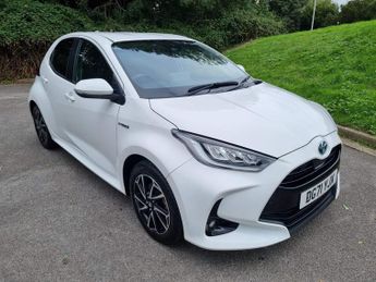 Toyota Yaris 1.5 VVT-h Design E-CVT Euro 6 (s/s) 5dr