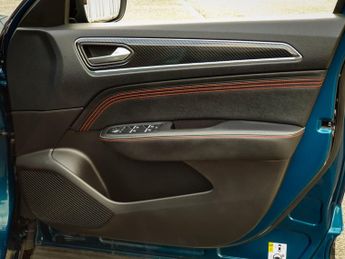 Renault Arkana 1.3 Mild hybrid 140 R.S. Line 5dr EDC