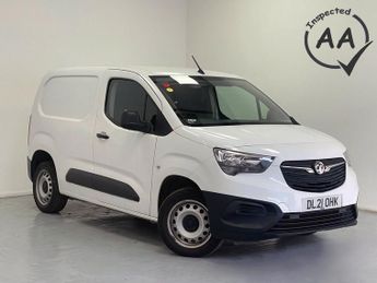 Vauxhall Combo 2300 Dynamic SWB 1.5 Turbo D 100ps