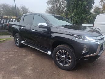 Mitsubishi L200 Double Cab DI-D 150 Barbarian X 4WD Auto