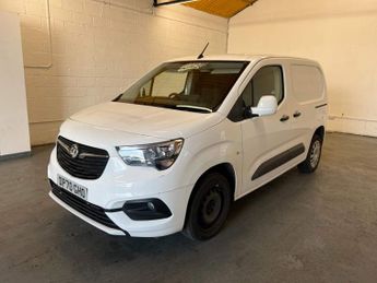 Vauxhall Combo 1.5 Turbo D 2300 Sportive L1 H1 Euro 6 4dr