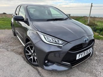 Toyota Yaris 1.5 VVT-h Dynamic E-CVT Euro 6 (s/s) 5dr