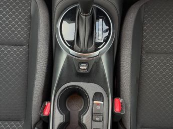 Nissan Juke 1.6 Hybrid N-Connecta 5dr Auto