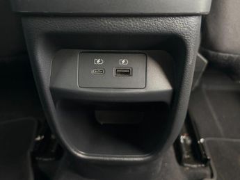 Nissan Juke 1.6 Hybrid N-Connecta 5dr Auto