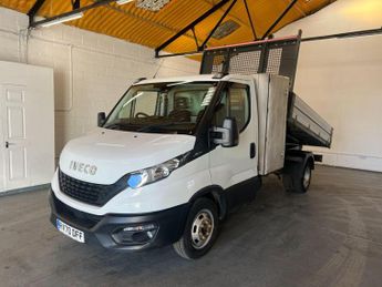 Iveco Daily 2.3D HPI 14V 35C 3450 MWB Euro 6 (s/s) 2dr (DRW)