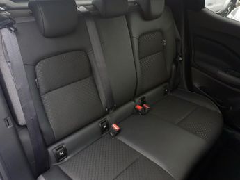 Nissan Juke 1.6 Hybrid N-Connecta 5dr Auto