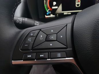 Nissan Juke 1.6 Hybrid N-Connecta 5dr Auto