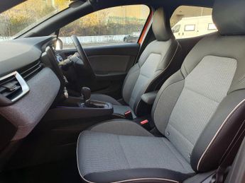 Renault Clio 1.6 E-TECH full hybrid 145 Techno 5dr Auto