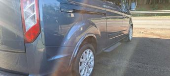 Ford Tourneo Custom 2.0 EcoBlue 130ps L/R 9 Seater  L2 LWB Titanium AUTOMATIC