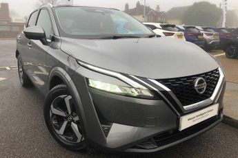 Nissan Qashqai 1.3 DIG-T (160ps) N-Connecta GR