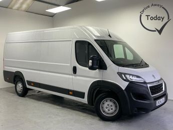 Peugeot Boxer 435 Professional Premium+ L4 H2 XLWB 2.2 BlueHDi 140ps