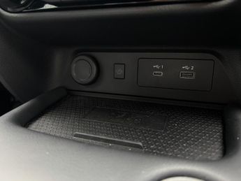 Nissan Juke 1.6 Hybrid N-Connecta 5dr Auto