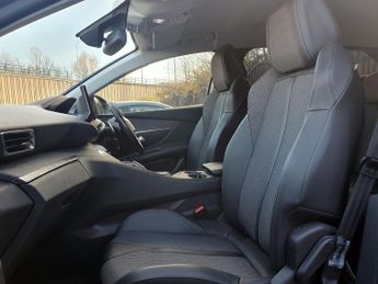 Peugeot 3008 1.2 PureTech Allure Premium 5dr EAT8