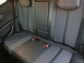 Peugeot 3008 1.2 PureTech Allure Premium 5dr EAT8
