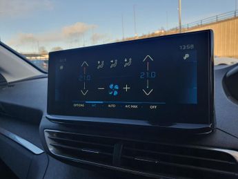 Peugeot 3008 1.2 PureTech Allure Premium 5dr EAT8