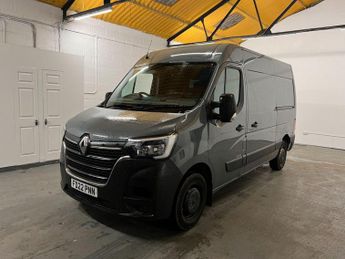 Renault Master 2.3 dCi 35 Business FWD MWB Medium Roof Euro 6 4dr