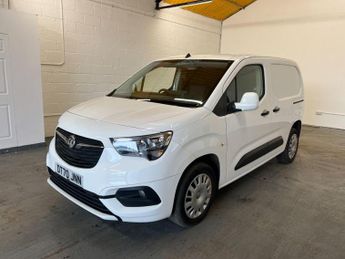 Vauxhall Combo 1.5 Turbo D 2300 Sportive L1 H1 Euro 6 4dr