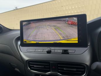 Nissan Juke 1.6 Hybrid N-Connecta 5dr Auto