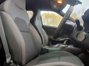 Nissan Juke 1.6 Hybrid N-Connecta 5dr Auto