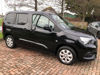 Vauxhall Combo 1.5 Turbo D SE Euro 6 (s/s) 5dr (7 Seat)