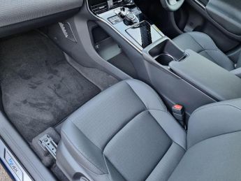 Toyota Bz4x 71.4 kWh Vision Auto AWD 5dr (11kW OBC)