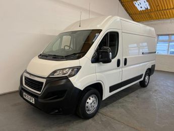 Peugeot Boxer 2.2 BlueHDi 335 Professional L2 H2 Euro 6 (s/s) 5dr