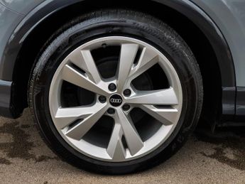 Audi Q4 150kW 40 82kWh S Line 5dr Auto