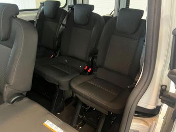 Ford Transit Custom 2.0 320 EcoBlue Trend Kombi Auto L2 H1 Euro 6 (s/s) 5dr