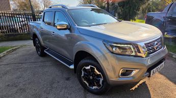 Nissan Navara Double Cab Pick Up Tekna 2.3dCi 190 TT 4WD