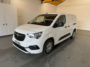 Vauxhall Combo 1.5 Turbo D 2300 Sportive L2 H1 Euro 6 4dr