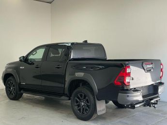 Toyota Hilux Invincible X D/Cab Pick Up 2.8 D-4D