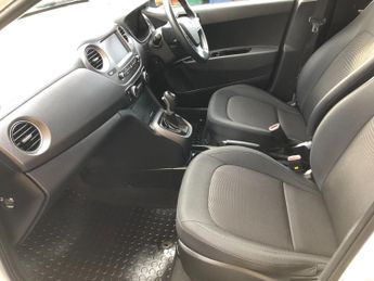 Hyundai i10 1.2 Premium SE 5dr Auto