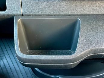 Mercedes-Benz Sprinter 315 CDI 150 L2H2 PROGRESSIVE MWB HIGH ROOF 9G-TRONIC RWD AUTO  (