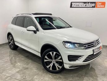 Volkswagen Touareg 3.0 TDI V6 BlueMotion Tech R-Line Tiptronic 4WD Euro 6 (s/s) 5dr